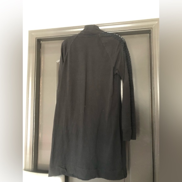 Lilly Pulitzer black cutout long sleeve popover sweatshirt dress - Picture 4 of 4